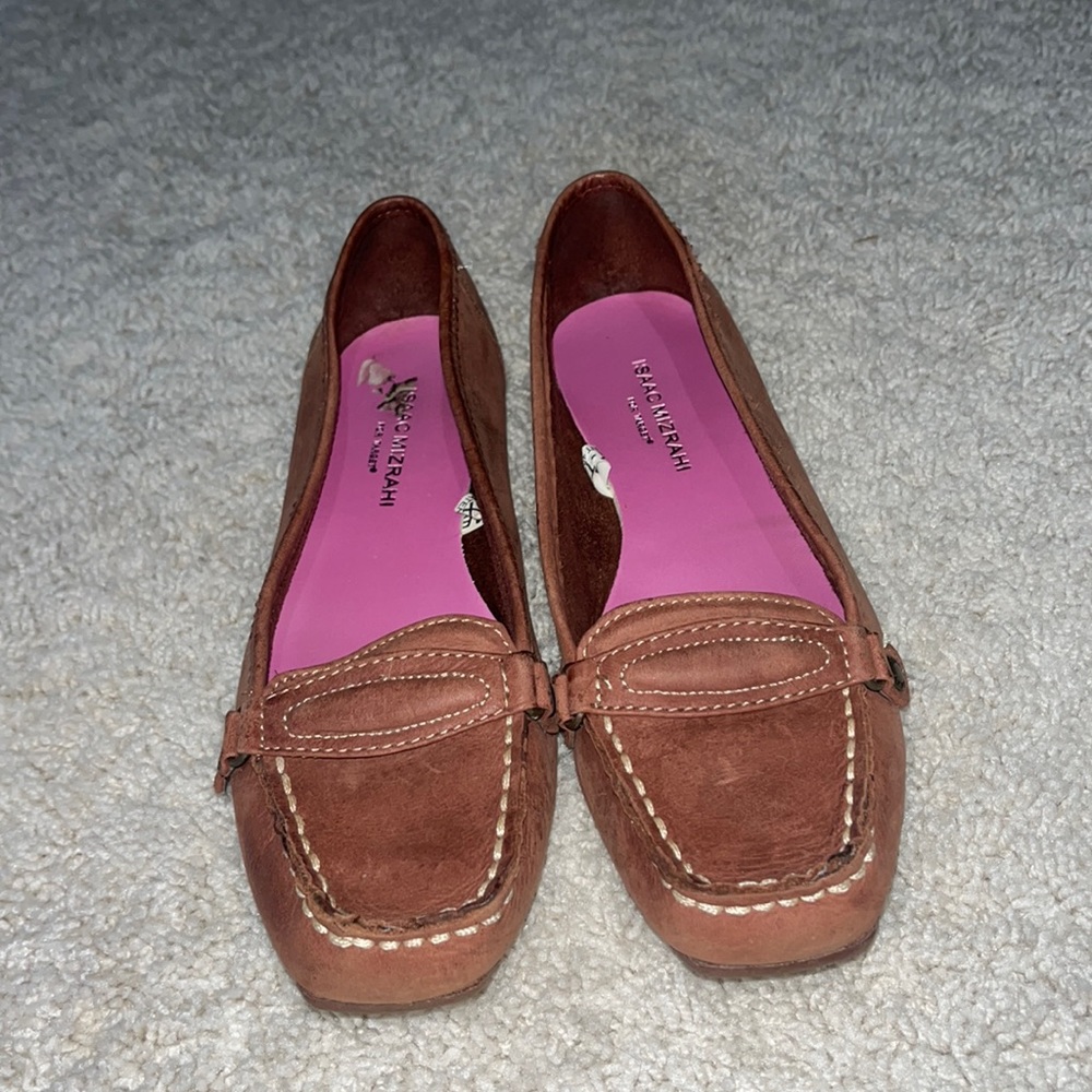 brown/tan loafers